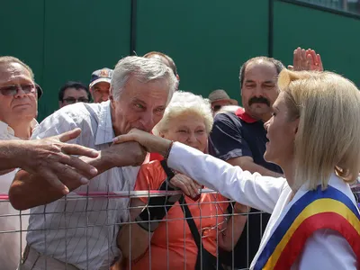 Gabriela Firea șterge pe jos cu aliații Foto: Inquam/Octav Ganea