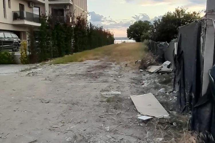 Mamaia, distrusă plaja și uscatul, beton (sursa: ziaruldeiasi.ro)