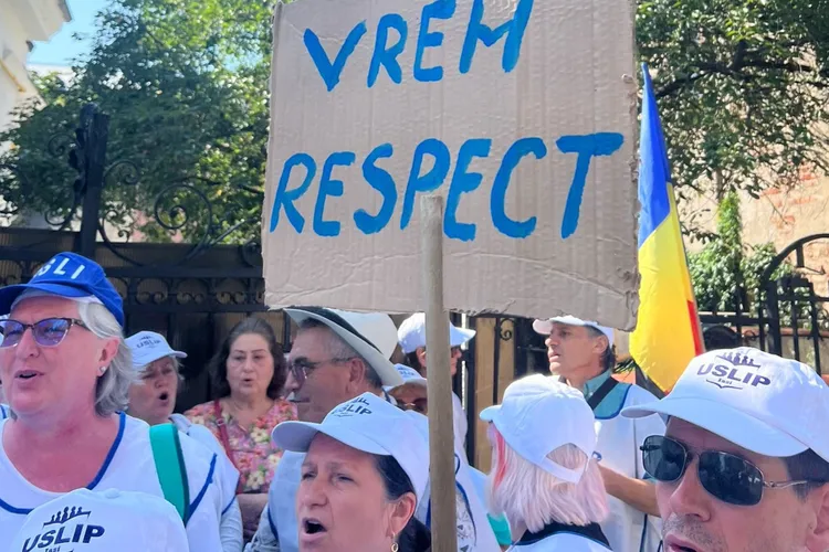 Scad veniturile profesorilor din sistemul preuniversitar (sursa: Facebook/USLIP IASI News)