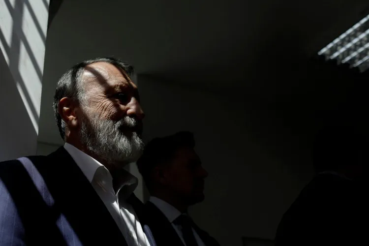 PSD continuă să șantajeze guvernul Bolojan Foto: Inquam/ Octav Ganea