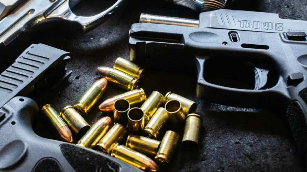 Trafic de arme în România, filieră turcească (sursa: Pexels/Matheus Lara)