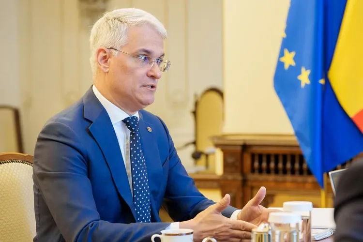 Cu două luni înainte de închiderea PNRR, România a îndeplinit doar 52% din obiective