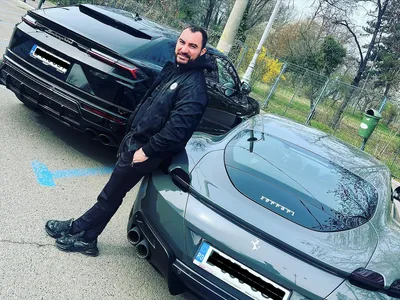 Pescobar - Ferrari, Lamborghini, BMW, în leasing (sursa: Facebook/Taverna Racilor Herastrau Fishtodoor)