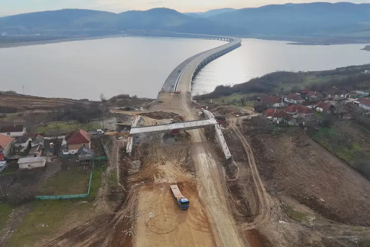 În 2025 s-au deschis 146 km de autostradă și drum expres, câți ar putea fi inaugurați în 2026 Foto: Facebook Asociatia Pro Infrastructura