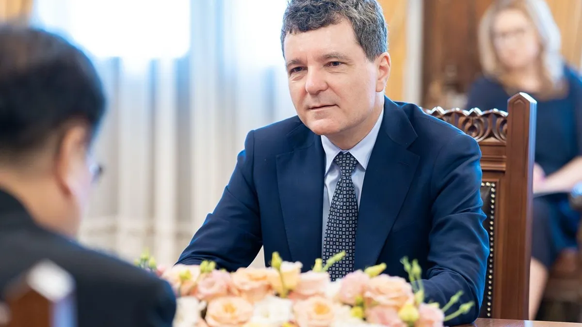 Nicușor Dan, întâlnire oficială cu Trump (sursa: Facebook/Nicușor Dan)