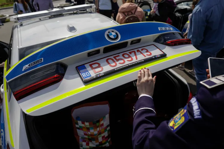 Dealerul de cocaină vindea în uniforma de polițist Foto: Inqaum/ Octav Ganea