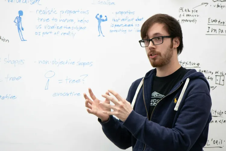 Ghid de înjurături românești traduse în engleză (sursa: Pexels/Roxanne Minnish)