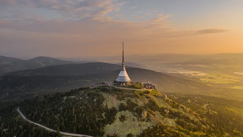 Refugiați ucraineni, dați afară pentru ski (sursa: visitczechrepublic.com/)