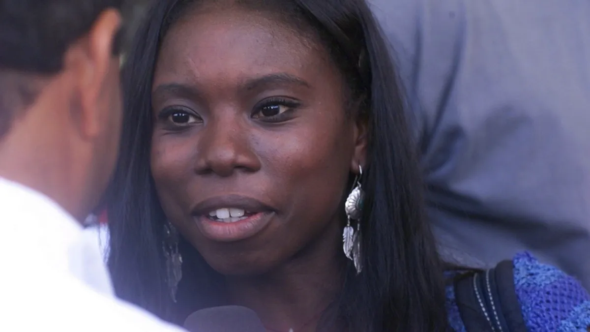 Surya Bonaly, jefuită, medaliile i-au dispărut (sursa: lequotidien.re)