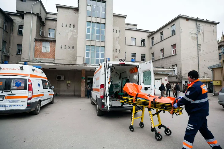 Cutremur: spitale românești, risc de prăbușire (sursa: Inquam Photos/Cornel Putan)