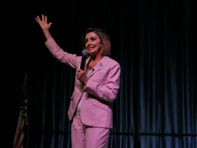 China comunistă ar putea trage asupra avionului cu care Pelosi zboară spre Taiwan Foto: Facebook Nancy Pelosi