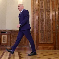Băsescu îl apără pe Bolojan: „Nu e vinovat pentru că nu avem guvern. El nu poate să plece”. Despre anticipate: „Încă trei-patru luni de bătut câmpii”