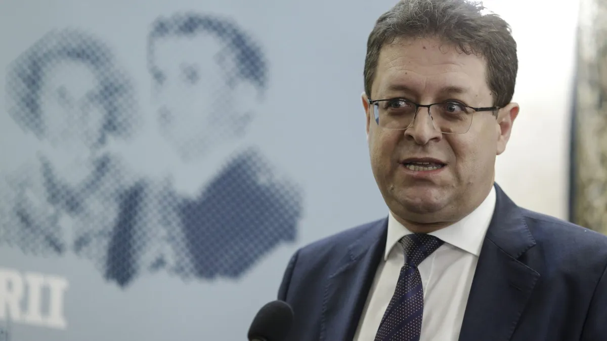 Familia șefului matrapazlâcurilor cu vilele de protocol ale RAAPPS, îmbuibată cu salarii de la stat Foto: Inquam/Octav Ganea