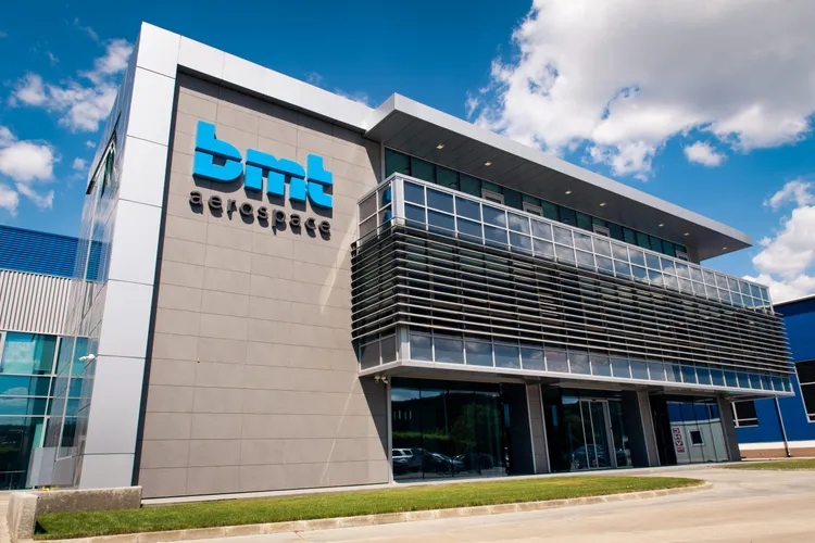 O fabrică din Iași, singura din lume care produce anumite componente pentru Airbus (sursa: ziaruldeiasi.ro)