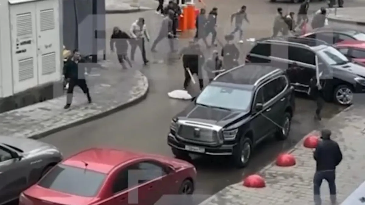 Luptă violentă între migranți la Moscova (sursa: Facebook/Euromaidan Press)