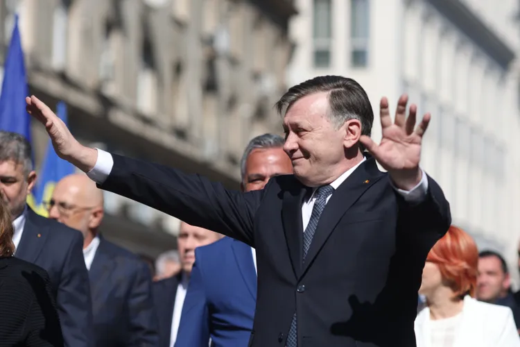 CNSAS a descoperit o declarație dată Securității de Antonescu Foto: Inquam/George Calin