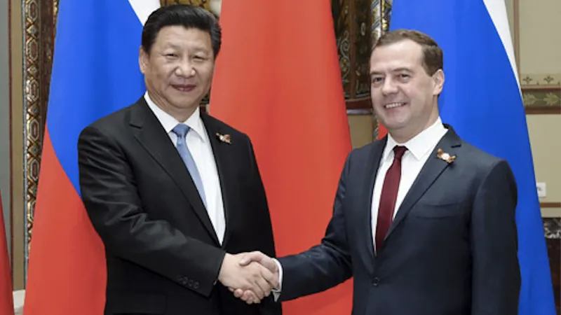 Disperare la Kremlin: Medvedev, la Beijing (sursa: fmprc.gov.c)