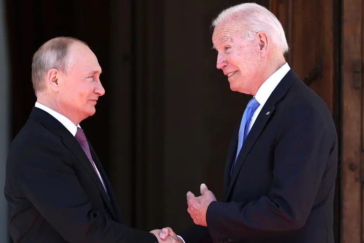 Administrația Biden presează băncile să mențină legături cu Rusia Foto: Kremlin.ru