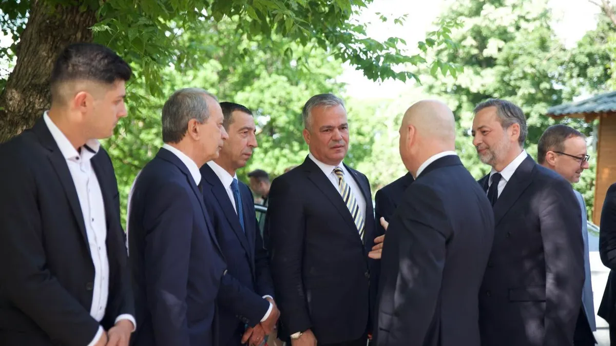 Adrian Veștea, din tabăra anti-Bolojan, a acceptat să fie desemnat premier Foto: Facebook