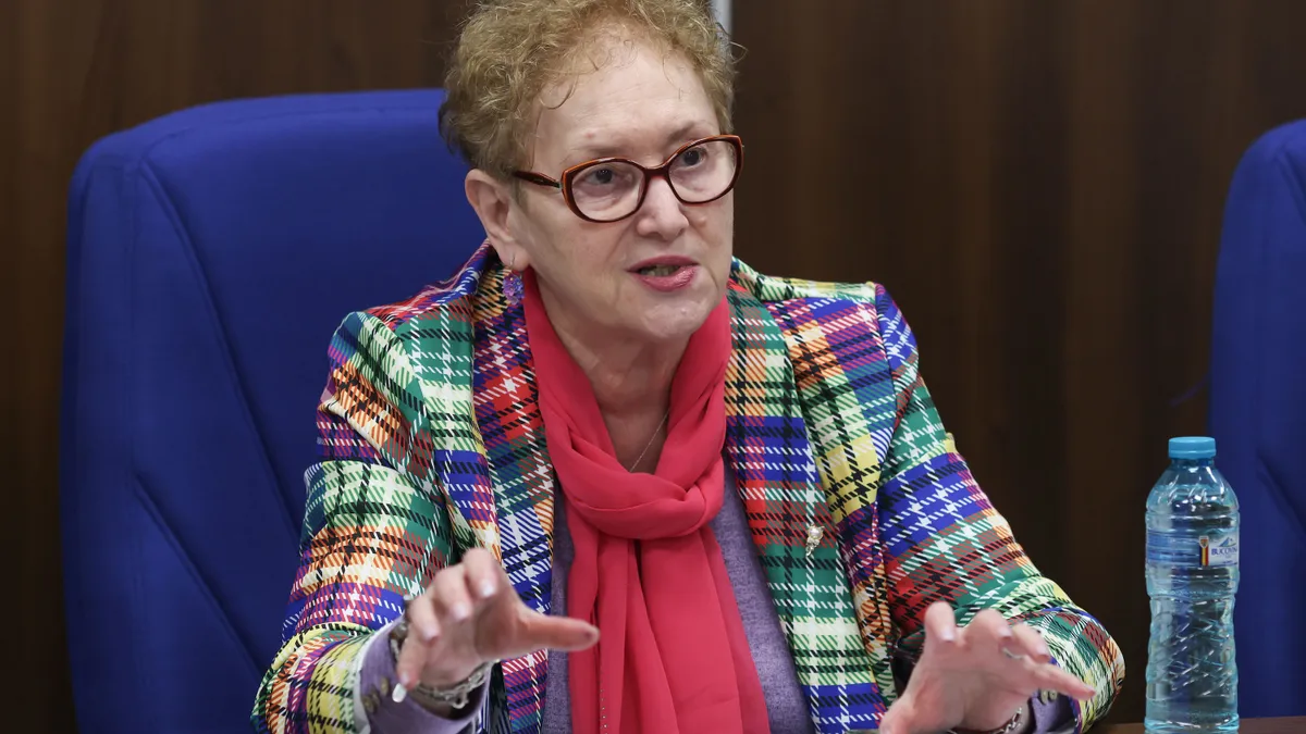 Pensionara care conduce Avocatul Poporului, Renate Weber, ignoră nedreptățile „recalculării” (sursa: Inquam Photos/Sabin Cirstoveanu)