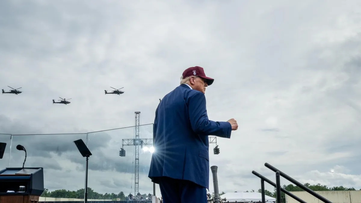 Diviziuni în mișcarea trumpistă privind Iranul (sursa: Facebook/The White House)