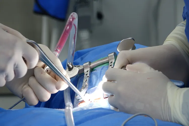 Primul pacient cu transplant cardiac la Iași a murit după o lună: medicii invocă un „cumul de factori”