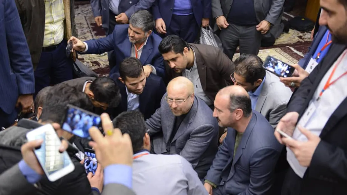 Doi iranieni relaxați: deocamdată, SUA și Israel i-au scos de pe lista celor care trebuie lichidați Foto: Twitter Mohhamad Bagher Ghalif