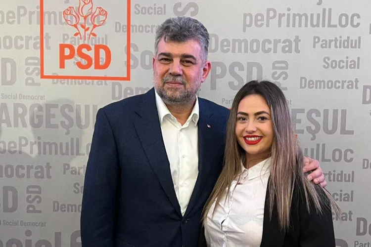 Ciolacu face pe prostul la prag (sursa: Facebook/Marcel Ciolacu)