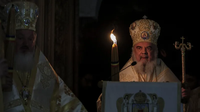 Lumina adusă de BOR, și Basarabiei (sursa: Inquam Photos/Alexandru Bușcă)