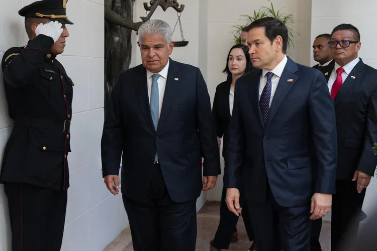 A început bătălia pentru Canalul Panama: secretarul de stat Rubio a amenințat cu "măsuri" ale SUA, președintele panamez a propus discuții "tehnice"