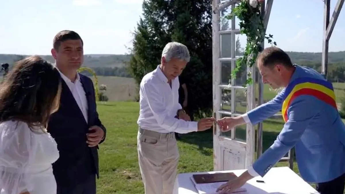 Anturajul discret al lui George Simion Foto: Twitter