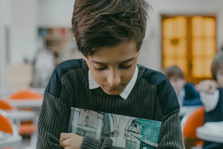 Elevii nu au nici un sprijin psihologic în școli (sursa: Pexels/Mikhail Nilov)