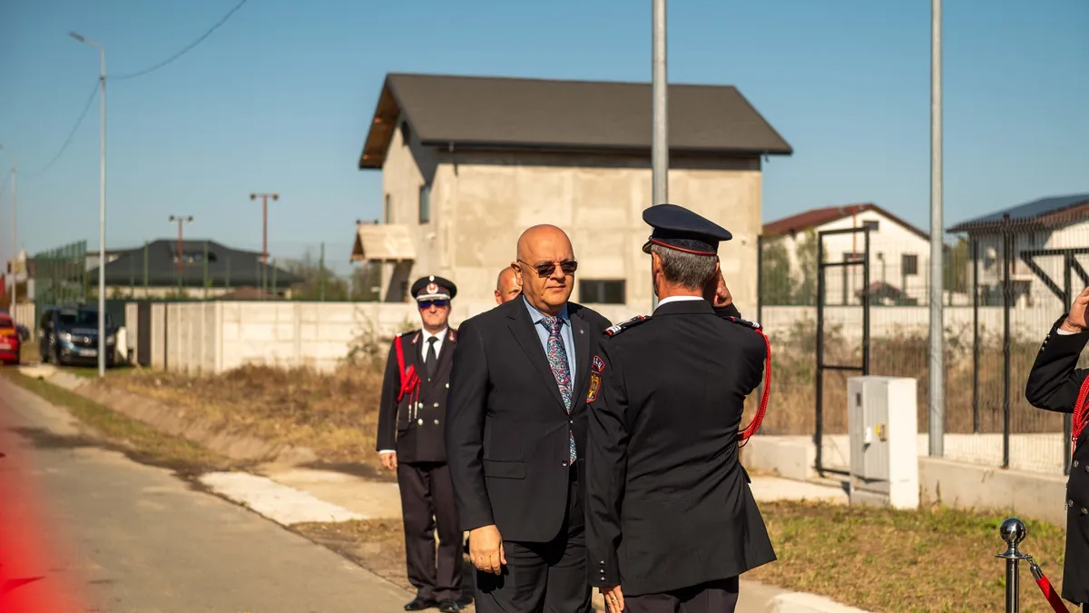 Sfat de maximă importanță în caz de furtună, de la Raed Arafat Foto: Facebook