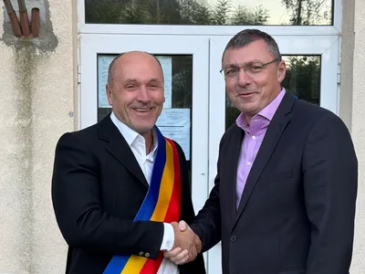 Primăriile de comune nu se descurcă nici să cheltuie banii europeni din proiecte câștigate (sursa: Facebook/Primăria Comunei Dolhești)