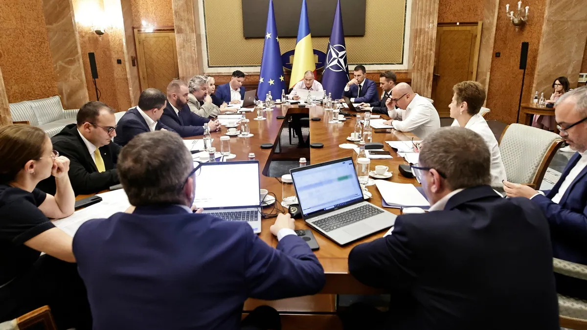 După două luni de guvernare Bolojan, cheltuielile de personal continuă să crească Foto: Facebook