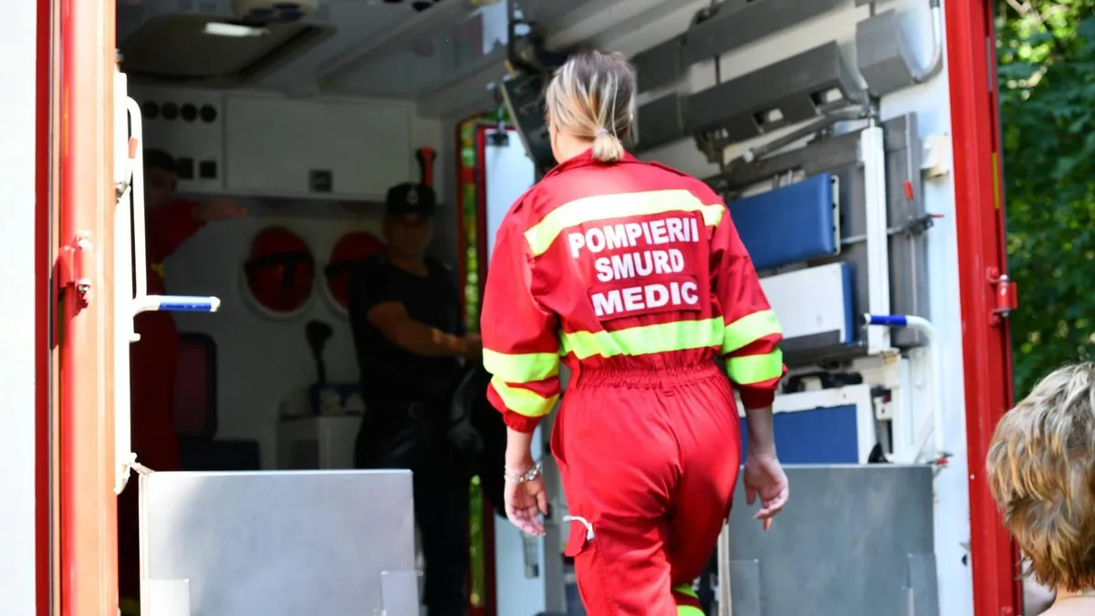 Copil din Iași, salvat dintr-o fântână (sursa: Facebook/I.S.U.J. Iaşi - Inspectoratul pentru Situaţii de Urgenţă al jud. Iaşi)