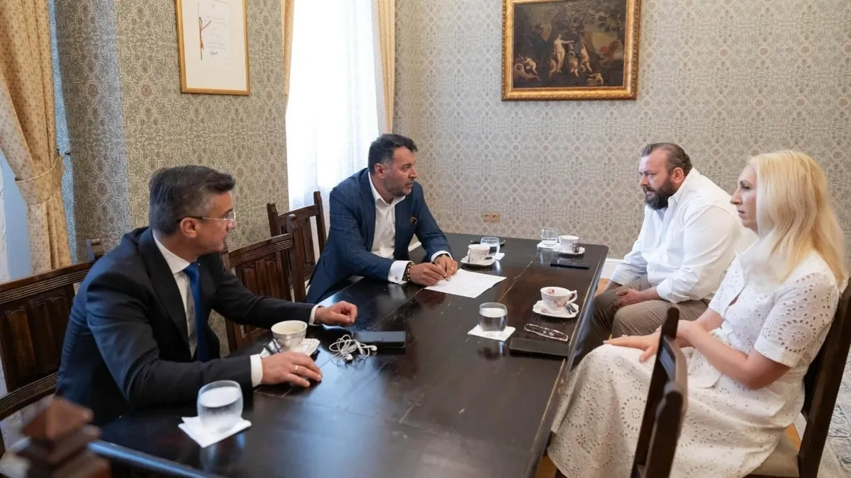 Primarul Mihai Chirica, Alexandru Chituță și Andrei Apreotesei