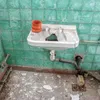Asociația de proprietari îți sparge baia ca să repare coloana: cine plătește refacerea faianței și a pereților
