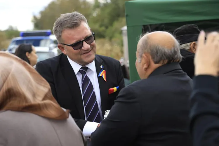 Budăi: „Reducerea salariilor bugetarilor este exclusă din punctul de vedere al PSD”. Boloș spunea că, pentru a respecta PNRR, fie se taie salariile bugetarilor, fie se recurge la concedieri