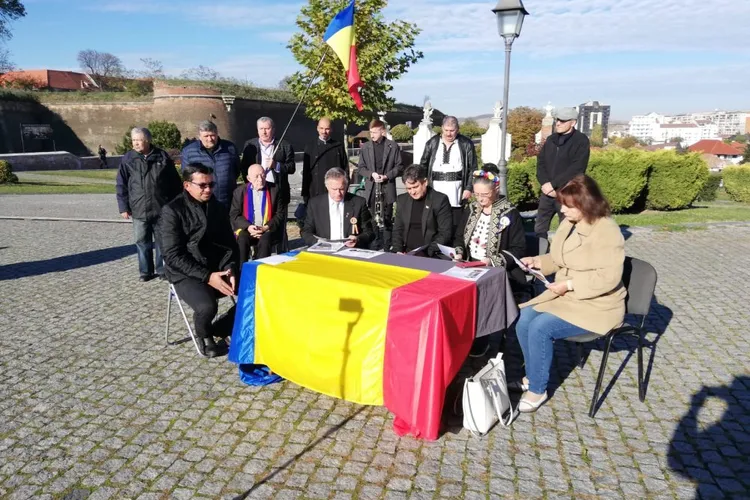 Circ cu primarul USR din Alba Iulia, conspiraționistul Gheorghe Funar și un lider AUR Foto: Alba 24