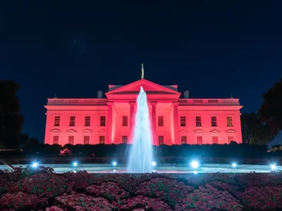 Casa Albă salută referendumul validat pro-UE (sursa: Facebook/The White House)