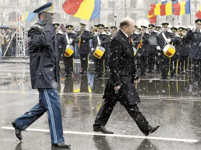 Traian Băsescu, susținere deschisă pentru Siegfried Mureșan: „Om bine școlit în România şi Germania”