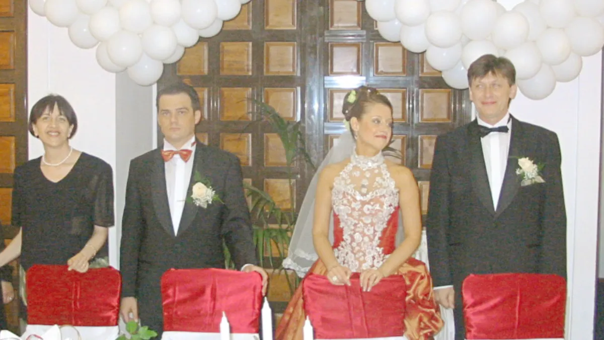 Firma înființată de un condamnat fugar nășit de Crin Antonescu, contracte grase de la CJ Iași (PNL) (sursa: ziaruldeiasi.ro)