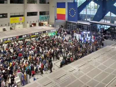 Salarii uriașe, plus sporuri, la cel mai prost aeroport din Europa Foto: Romania Libera