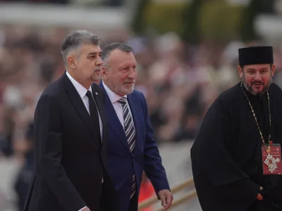 Cine a fost invitat la sfințirea Catedralei Mântuirii Neamului: penali, pesediști de frunte, căpetenii SRI Foto: Inquam/George Calin