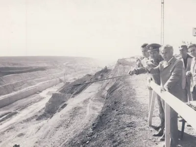 Călin Georgescu îl plagiază pe Stalin Foto: realitatea.net