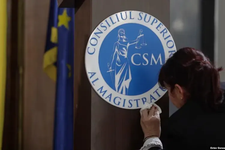 De ce se întorc la muncă judecătorii pensionați Foto: Inquam/Octav Ganea