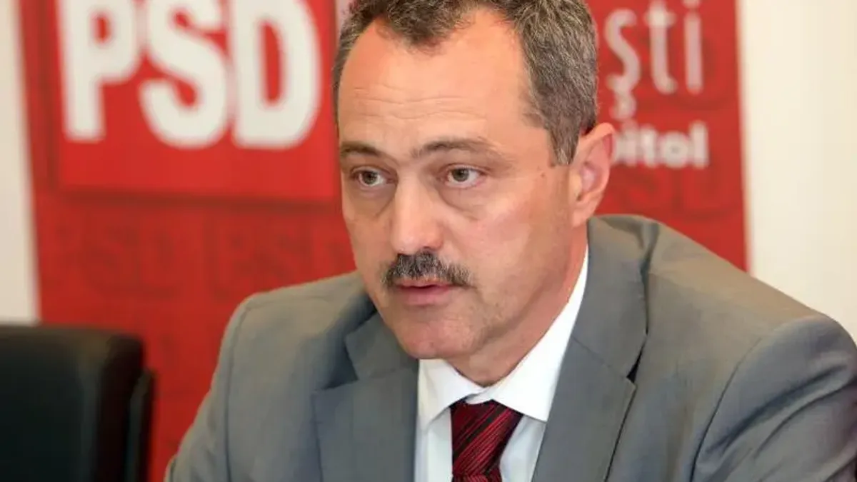 Cine face parte din BEC-ul care cenzurează: fost securist, acuzat de CNSAS că își turna colegii Foto: Agerpres