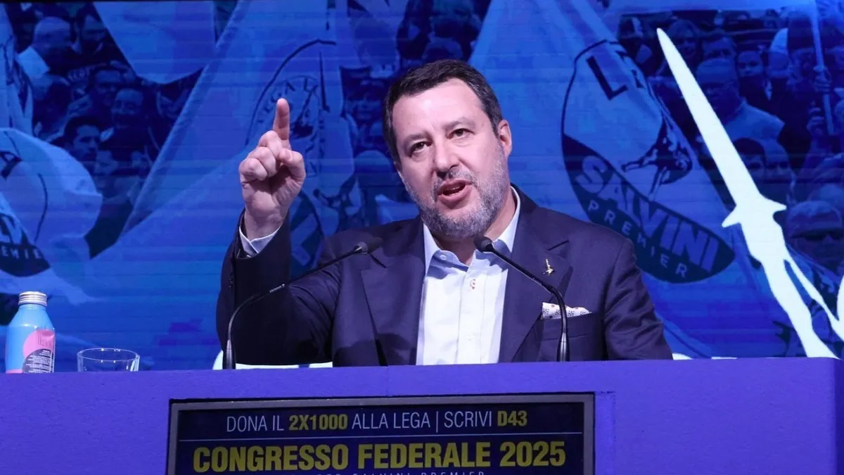 Italia aprobă oficial termenul neutru „părinți” (sursa: Facebook/Matteo Salvini)