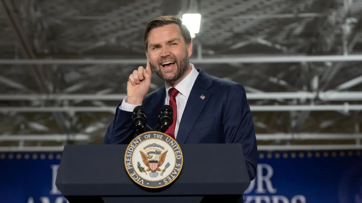 JD Vance crede că OZN-urile sunt „demoni” (sursa: Facebook/Vice President JD Vance)